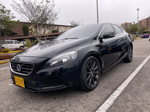 Volvo V40 1.4 T4 KINETIC AT