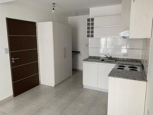 Imagen 3 de 11 de Departamento Monoambiente En Venta - Moron Sur