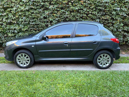 Peugeot 207 2011 1.6 Xt