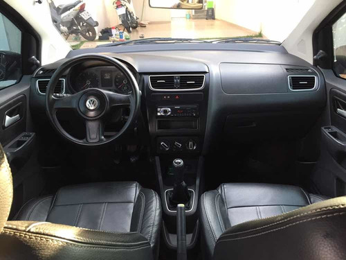Volkswagen Fox 1.0 Vht Trend Total Flex 5p 1544 Mm 2010
