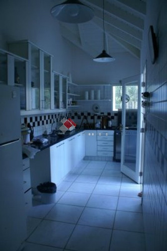 Imagen 13 de 17 de Casa 3 Dormitorios Y Piscina. Preciosa. Bien Ubicada Cerca Del Mar.