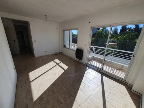 Departamento En Venta - 3 Dormitorios 2 Baños - 69mts2 - San Miguel