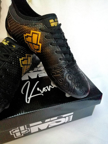 Imagen 3 de 5 de Zapato De Futbol Ms1 Kronos / Arqueromania