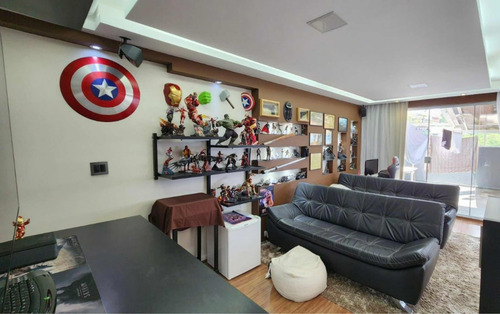 Casa Aconchegante E Moderna Em Condomínio Fechado