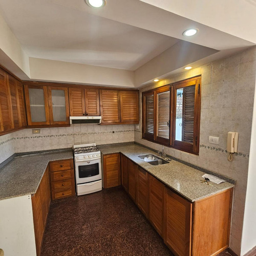Casa En Planta Alta Con Cochera