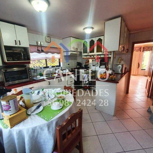 Amplia Casa Ubicada En Huertos Familiares