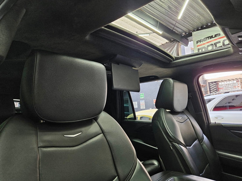 Cadillac Escalade ESV 6.2 Platinum At