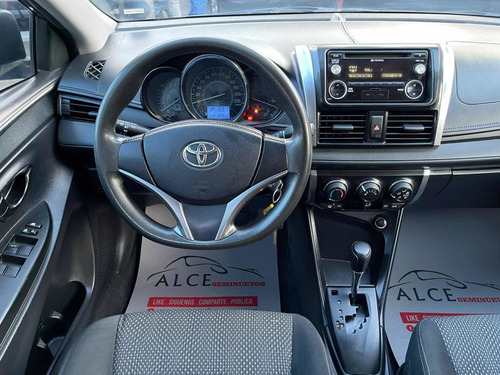 Imagen 12 de 15 de Toyota Yaris 2017 1.5 Core At Sedan Cvt