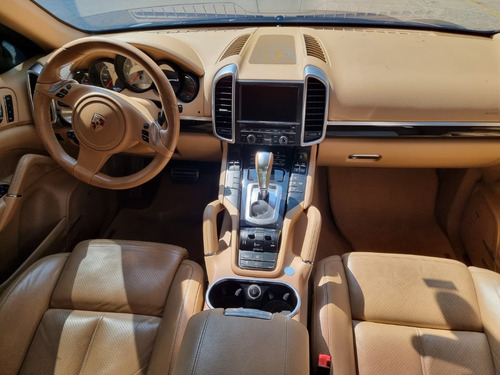 Porsche Cayenne 4.8 V8 S 5p