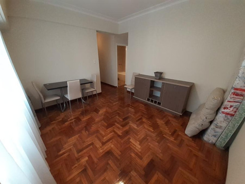 Imagen 2 de 5 de Vendo Departamento 2 Ambientes Zona Centro