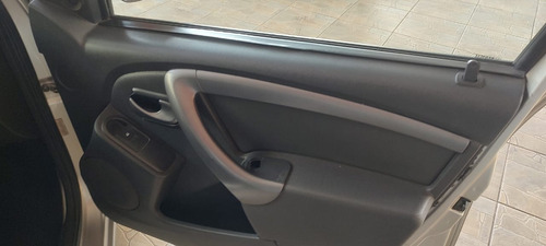 Renault Sandero 1.0 16v Expression Hi-flex 5p