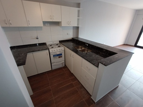 Imagen 4 de 14 de Departamento En Venta En Lanus Oeste