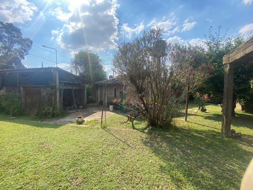 Venta Casa 4 Ambientes Con Local Acepta Permutas
