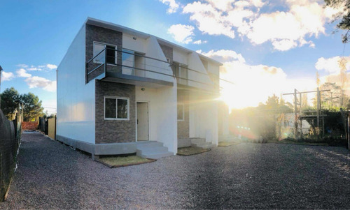 El Pinar ! Complejo De 6 Casas Con Cochera !