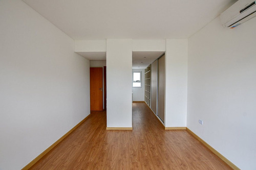 Departamento En Venta La Plata 2 Dormi Y Cochera