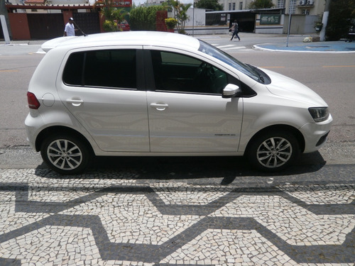 Volkswagen Fox 1.6 Comfortline Total Flex 5p