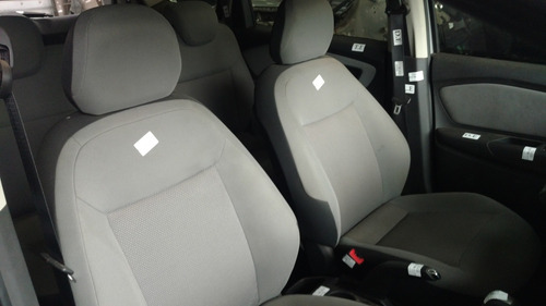 Imagem 6 de 9 de Sucata Spin Ltz 2016 1.8 8v - Motor, Câmbio, Lataria E Peças