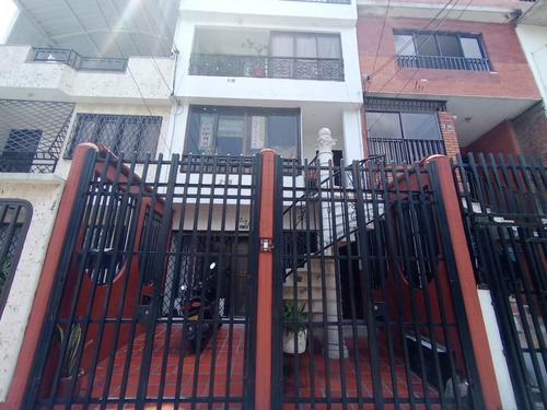 Apartamento En Arriendo En Cali Colinas Del Sur. Cod 103373