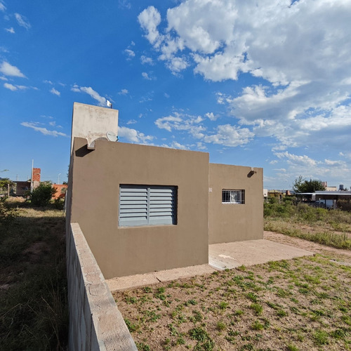 Casa 3 Ambientes-san Luis Capital-b° Barrancas Coloradas