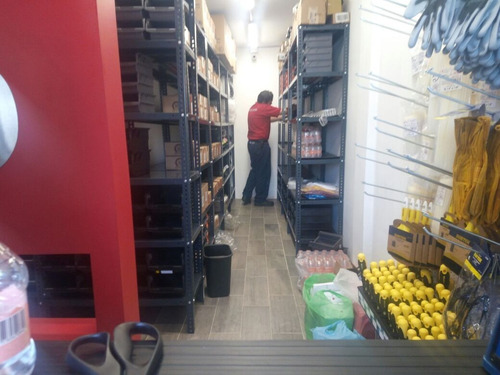 Imagen 7 de 10 de Traspaso O Venta De Tornillería A Tratar