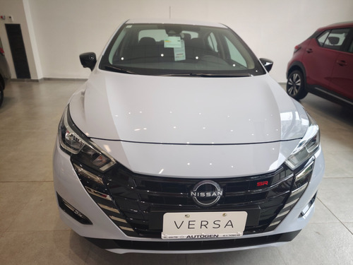 Nissan Versa 1.6 Sr Cvt