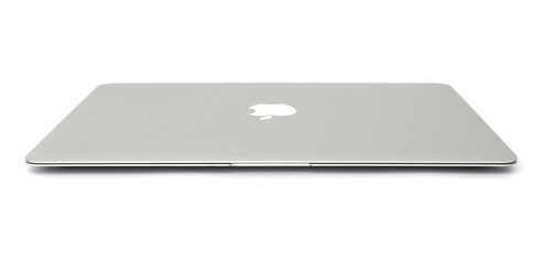 Imagem 4 de 4 de MacBook Air A1466 prateada 13.3", Intel Core i5 5350U 8GB de RAM 128GB SSD, Intel HD Graphics 6000 1440x900px macOS