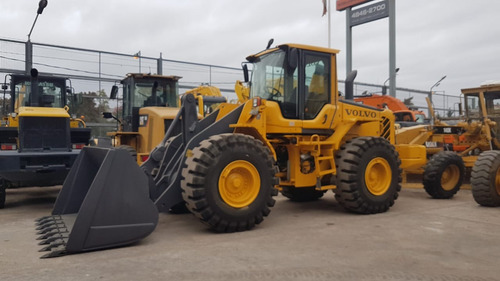 Cargadora Frontal Volvo L120f