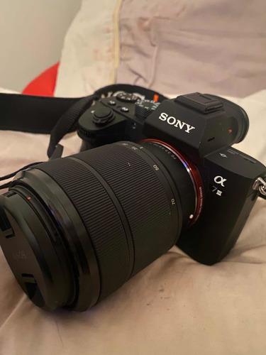 Imagen 2 de 3 de Sony A7 Iii A7iii Nueva Casi Sin Uso