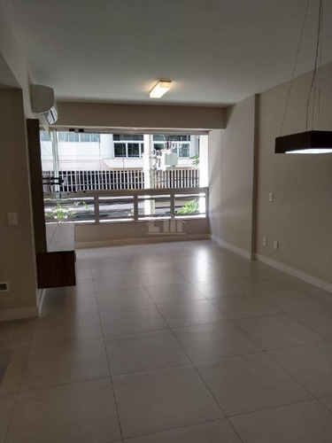 Imagem 2 de 19 de Livia Machado Imóveis Vende Apartamento No Miolo Da Praia Do Canto Com 02 Quartos E 80m² - 1860