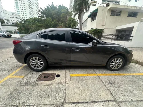Mazda 3 2.0 Touring At