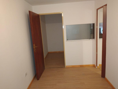 Oficina En Venta Centro Ubicacion Y Comodidades Unicas!!