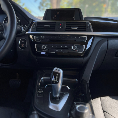 Bmw 318i 2016