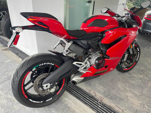 Imagen 9 de 11 de Ducati 959 Panigale
