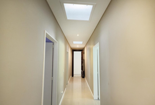 Casa En Venta En Barrio Santa Barbara - Lote Interno De 1200 Mts - Una Planta