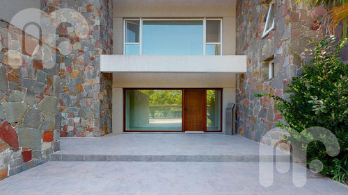 Venta Departamento Haras Del Sur 2