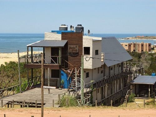 Puerto Diablo En Punta Del Diablo