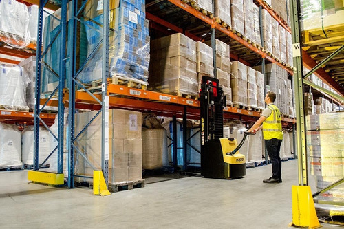 Imagen 3 de 10 de Apilador Eléctrico Hyster 1.600 Kg Hasta 6 Mts Origen Italia