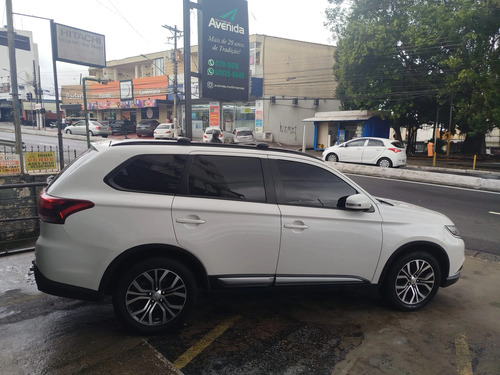 Mitsubishi Outlander 2.0 16V GASOLINA 4P AUTOMÁTICO