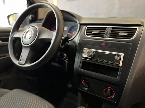 Volkswagen Fox 1.0 MI 8V FLEX 2P MANUAL