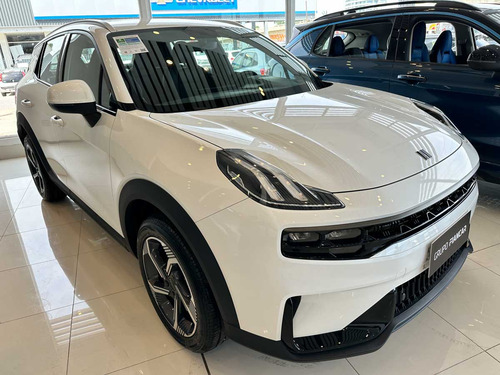 lynk & co 06 CORE PLUS 1.5