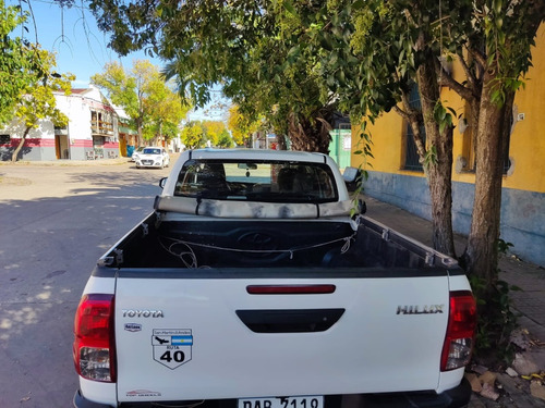 Toyota Hilux 2.4 D.cab. T.dsl Dx 4x4