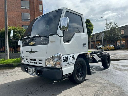 Chevrolet Nhr 700p Reward 2.8 Mt Diesel
