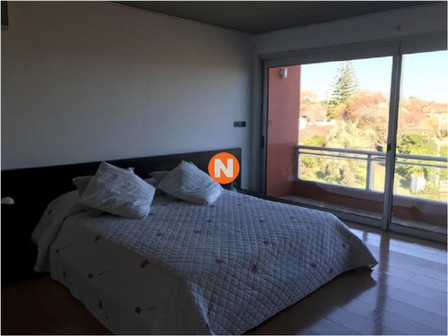 Oportunidad , Casa En Alquiler, Pinares, Punta Del Este, 4 Dormitorios.- Ref: 208365
