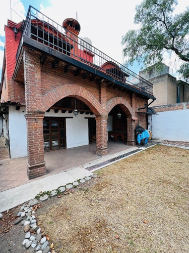 Vendo Casa En Arboledas Colonial Av9673