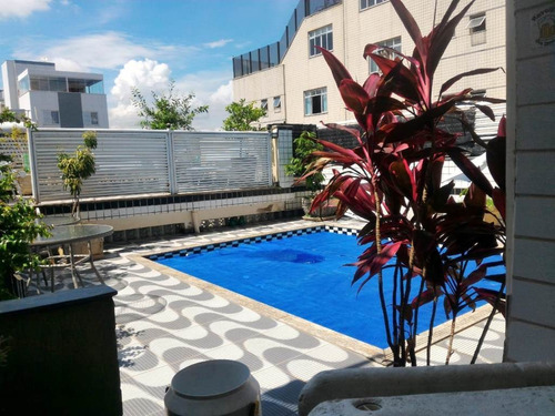 Imagem 2 de 18 de Casa Com Piscina No Colegio Batista, Aceita Financiar - 7825