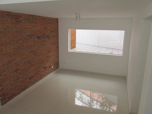 Alphaville 06 | Casa À Venda | 4 Dormitórios | 2 Suítes | 6 Salas | Piscina | Melhor Localização Do Condomínio - Cnc1317