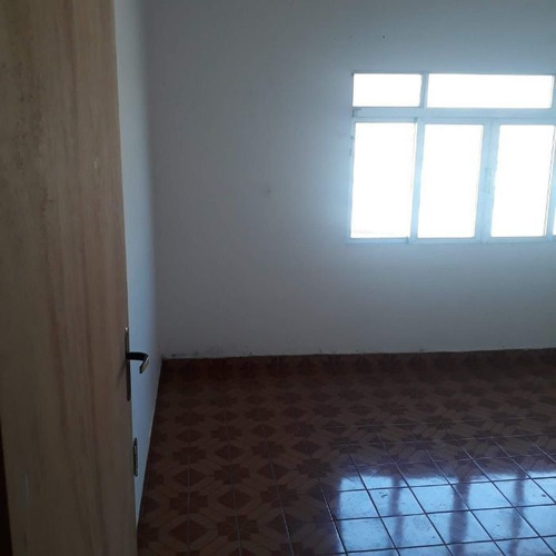 Casa À Venda Na Avenida Diretriz, Jardim Mutinga, Barueri - Sp - Liv-11699