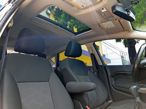 Ford Fiesta Kinetic Titanium 2013 Full Mexicano