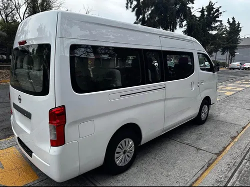 Nissan Urvan 2.5 12 Pas Aa Mt