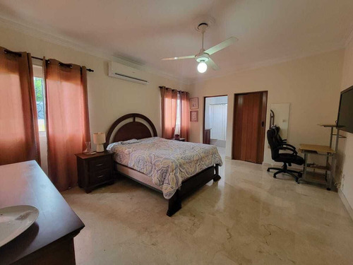 Casa En Alquiler De 4 Habitaciones Amueblada En Arroyo Hondo 3